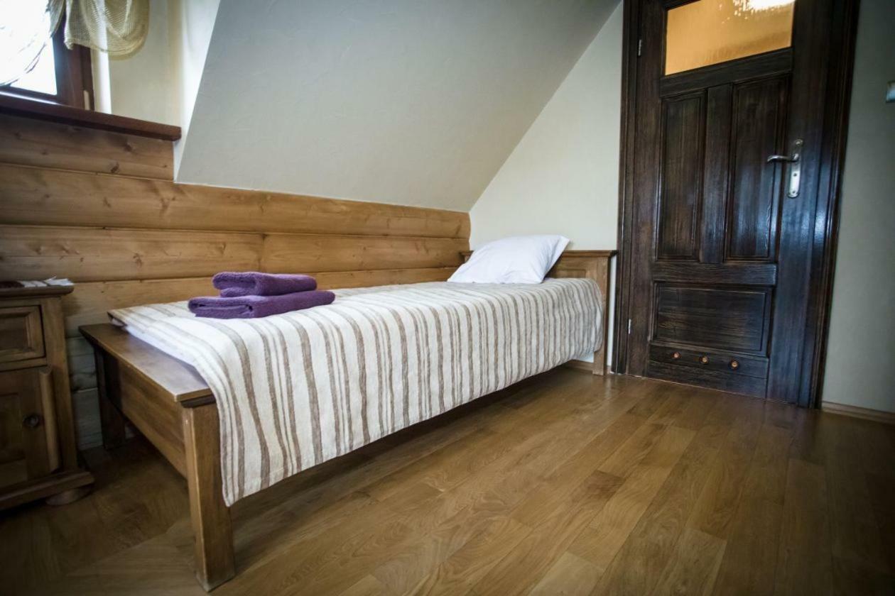 Stary Lwow Bed & Breakfast Korczyna  Luaran gambar